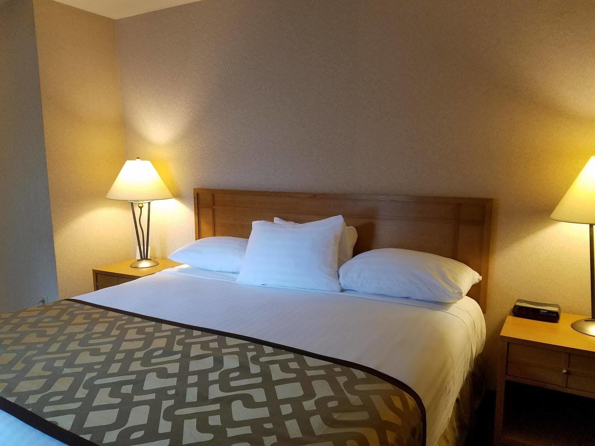 Rivertree Inn & Suites Clarkston Exteriér fotografie